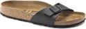 Zwarte Birkenstock Madrid slipper met verstelbare gesp.