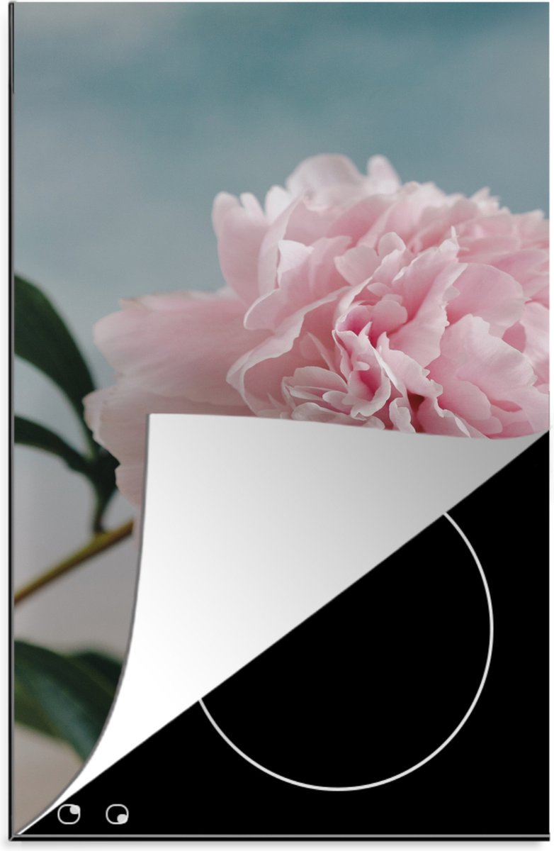 KitchenYeah® Inductie beschermer 30x52 cm - Roze pioenroos bij een grijze achtergrond - Kookplaataccessoires - Afdekplaat voor kookplaat - Inductiebeschermer - Inductiemat - Inductieplaat mat