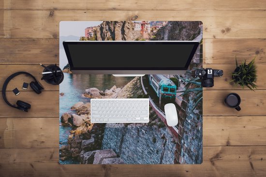 Muismat XXL 80x80 cm - Bureau onderlegger - Bureau mat Italië - Trein - Zee - Bureaumat - Gaming mousepad xl - Bureaulegger groot - Computer deskmat