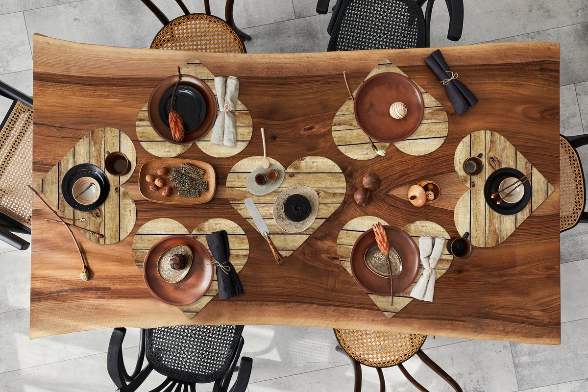 Onderleggers - Placemats - Placemats hartje - Planken - Hout - Rustiek - 8 stuks