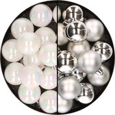 32x stuks kunststof kerstballen mix van parelmoer wit en zilver 4 cm - Kerstversiering