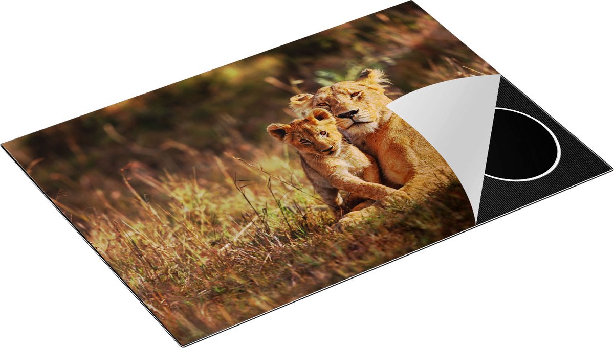 Chefcare Inductie Beschermer Leeuwin met haar Welp in het Wild - 77x51 cm - Afdekplaat Inductie - Kookplaat Beschermer - Inductie Mat