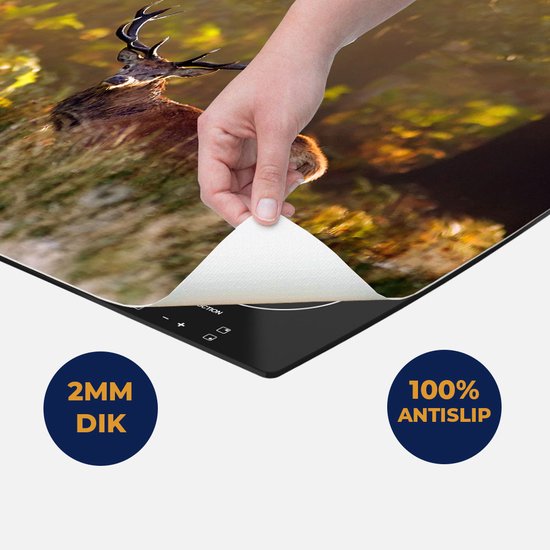 Chefcare Inductie Beschermer Hert in de Bossen - 80x52 cm - Afdekplaat Inductie - Kookplaat Beschermer - Inductie Mat
