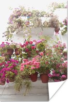 Poster Geranium bloemen op een balkon - 60x90 cm