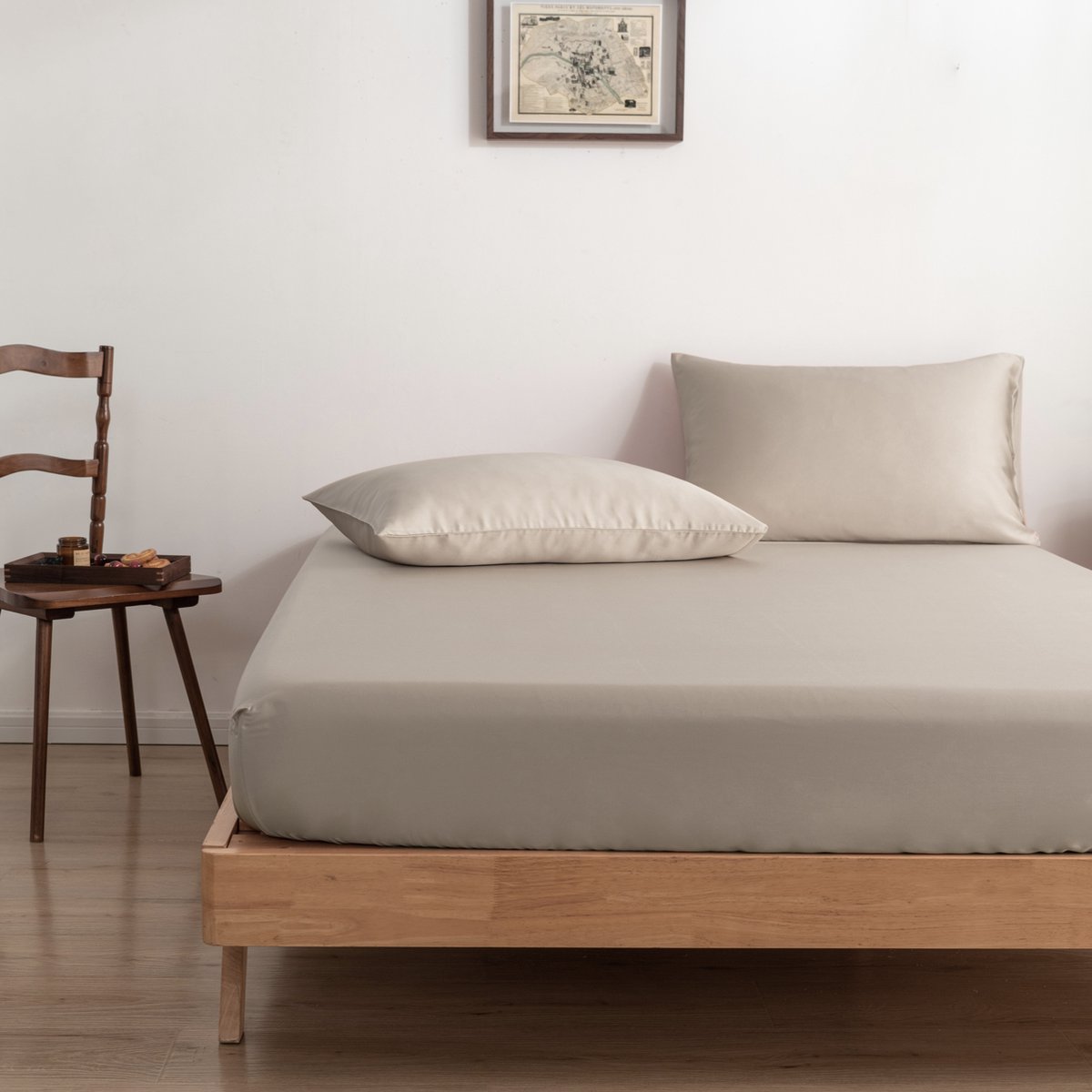 Bamboe hoeslaken Soft Taupe beige 180x210 cm – Standaard matras, zacht, ademend & hypoallergeen | Boomba Bamboo®
