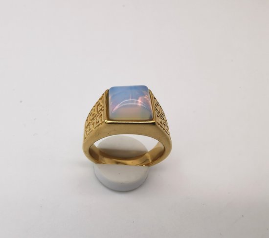 RVS Edelsteen Opaal goudkleurig Griekse design Ring. Maat 21. Vierkant ringen met beschermsteen. geweldige ring zelf te dragen of iemand cadeau te geven.