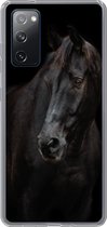 Geschikt voor Samsung Galaxy S20 FE hoesje - Paard - Licht - Zwart - Siliconen Telefoonhoesje