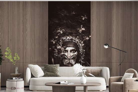 Papier Peint - Papier peint photo Femme - Papillon - Zwart - Wit - Largeur 120 cm x hauteur 240 cm