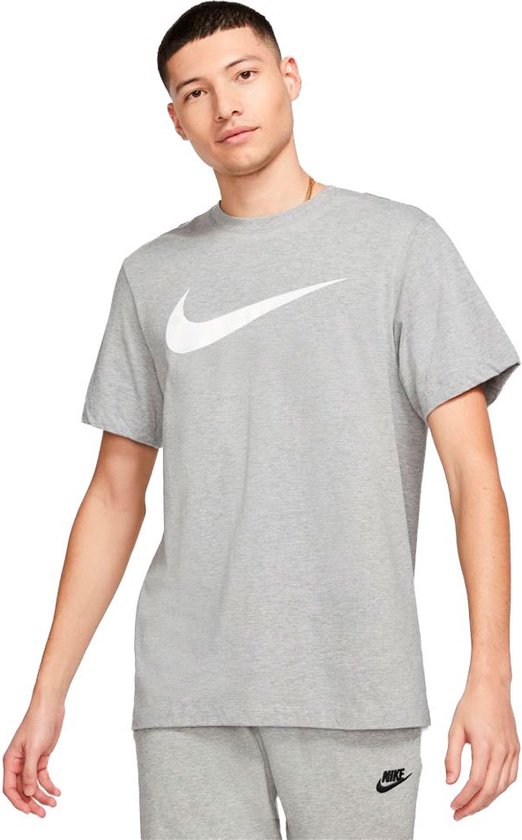 Nike Sportswear Swoosh T-shirt Met Korte Mouwen Mannen Grijs - Maat M