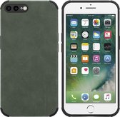 Cadorabo Hoesje geschikt voor Apple iPhone 7 PLUS / 7S PLUS / 8 PLUS in Smaragd Groen - Beschermhoes gemaakt van TPU-silicone Case Cover met fijne faux-suède achterzijde