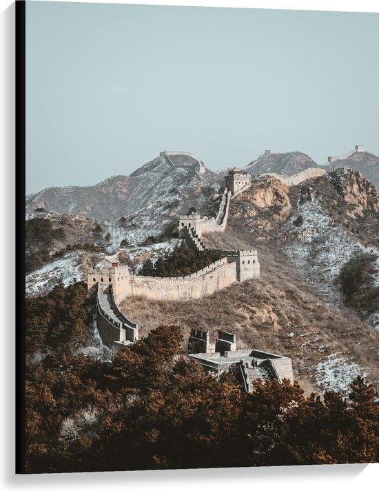WallClassics - Canvas - Uitzicht op Berg met Chinese Muur bij Blauwe Lucht - 75x100 cm Foto op Canvas Schilderij (Wanddecoratie op Canvas)