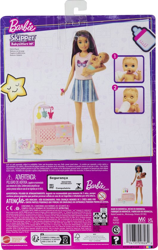 Barbie kleine pop en accessoires, Babysitters Inc. peuterpoppenset met tafel, stoel en 5 themastukken, Babysitters Inc