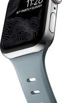 Nomad Sport Band Slim - Horlogeband gemaakt van FKM rubber- Geschikt voor Apple® Watch 49/45/44 mm - Glacier Blue