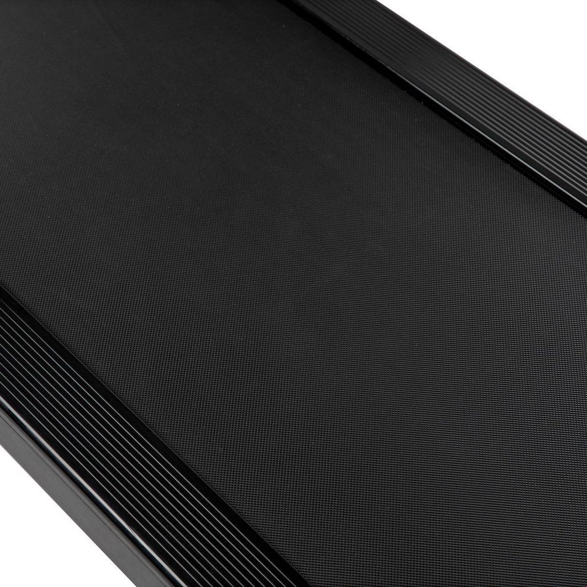 Afbeelding 3 van Virtufit - Walkingpad 100 - Hardloopband - Walking pad - Ingebouwde display - 12 programma's - Max. 8 km/h - Inclusief afstandsbediening - Eenvoudig opbergen