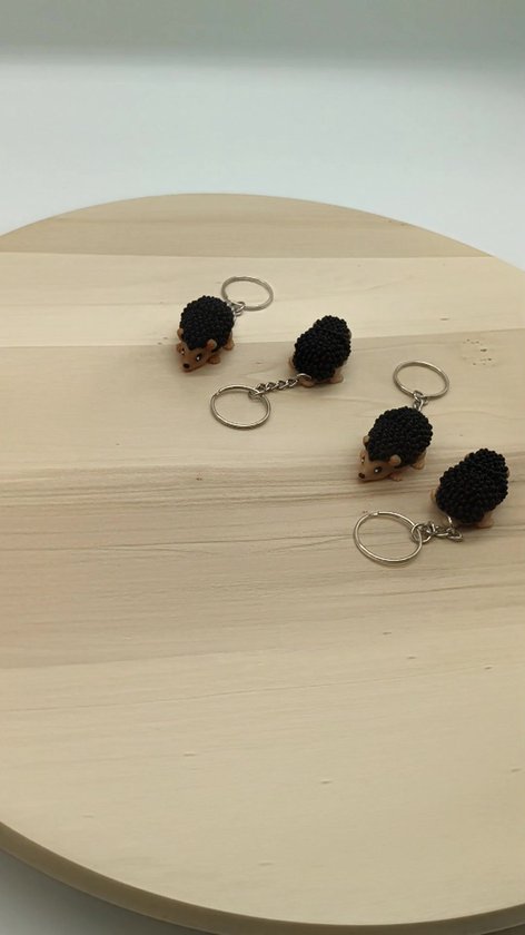 Porte-clés hérisson mignon - Design animal articulé et flexible, joli cadeau pour les amoureux des animaux, parfait pour les sacs à dos ou les clés