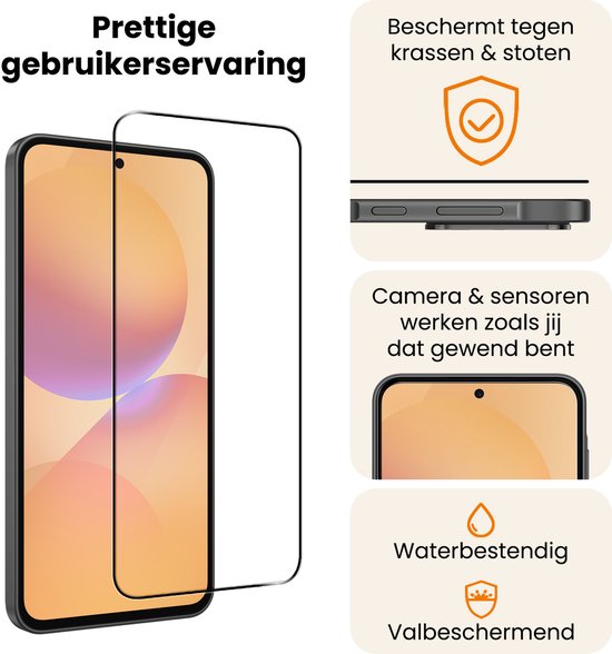 Schermprotector met zwarte randen geplaatst op een smartphone. Beschermt tegen krassen en stoten. Camera & sensoren werken zoals gewend. Waterbestendig, valbeschermend.