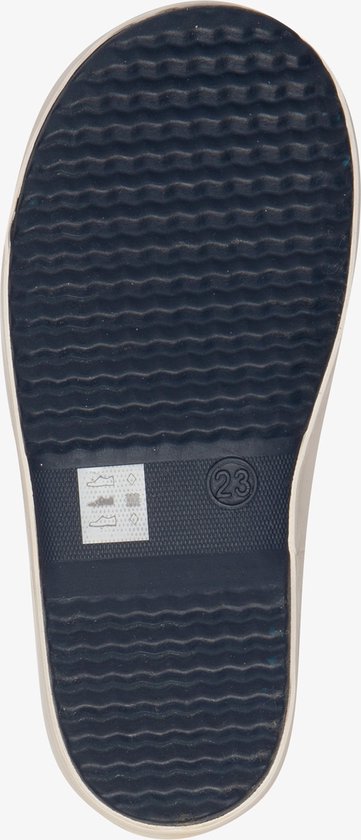 Semelle d'une botte de pluie bleu foncé avec semelle beige et taille 23.