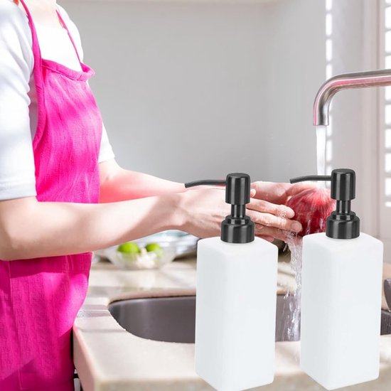 volila Pompflesdispenser - 500 ML Stijlvolle Shampooflessen met Pomp - Amber Zeepdispenser voor Conditioner, Shampoo of Handzeep - Badkamerflessen voor Keuken en Buitengebruik (4 Pack