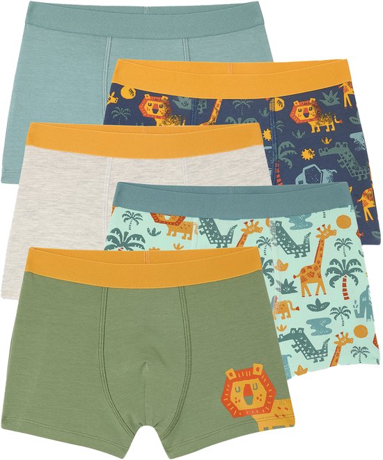 Set van 5 jongensboxershorts met jungle thema prints en effen kleuren.