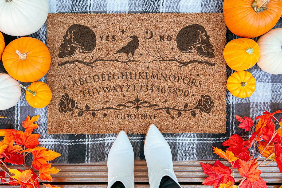 Ouija Doormat Mystical Witchy Vibes | 90x60 cm | Nieuwe huis cadeau | Ingangsmat | Deurmat met stijl | Verhuizing cadeau | Praktisch & trendy | Perfect voor binnenkomst | Cadeau voor nieuwe woning
