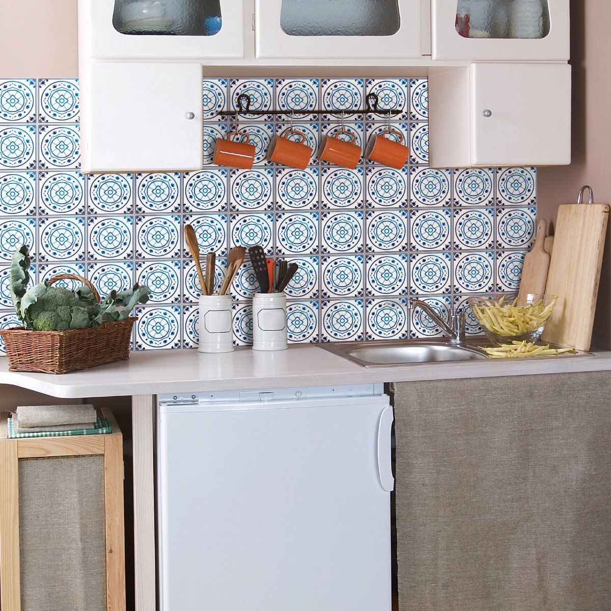 Ambiance Sticker Zelfklevende tegelmuurstickers voor keuken en badkamer - 60 Delftse en Eindhovense cementtegelstickers - 60 stickers, 10x10 cm Multi color