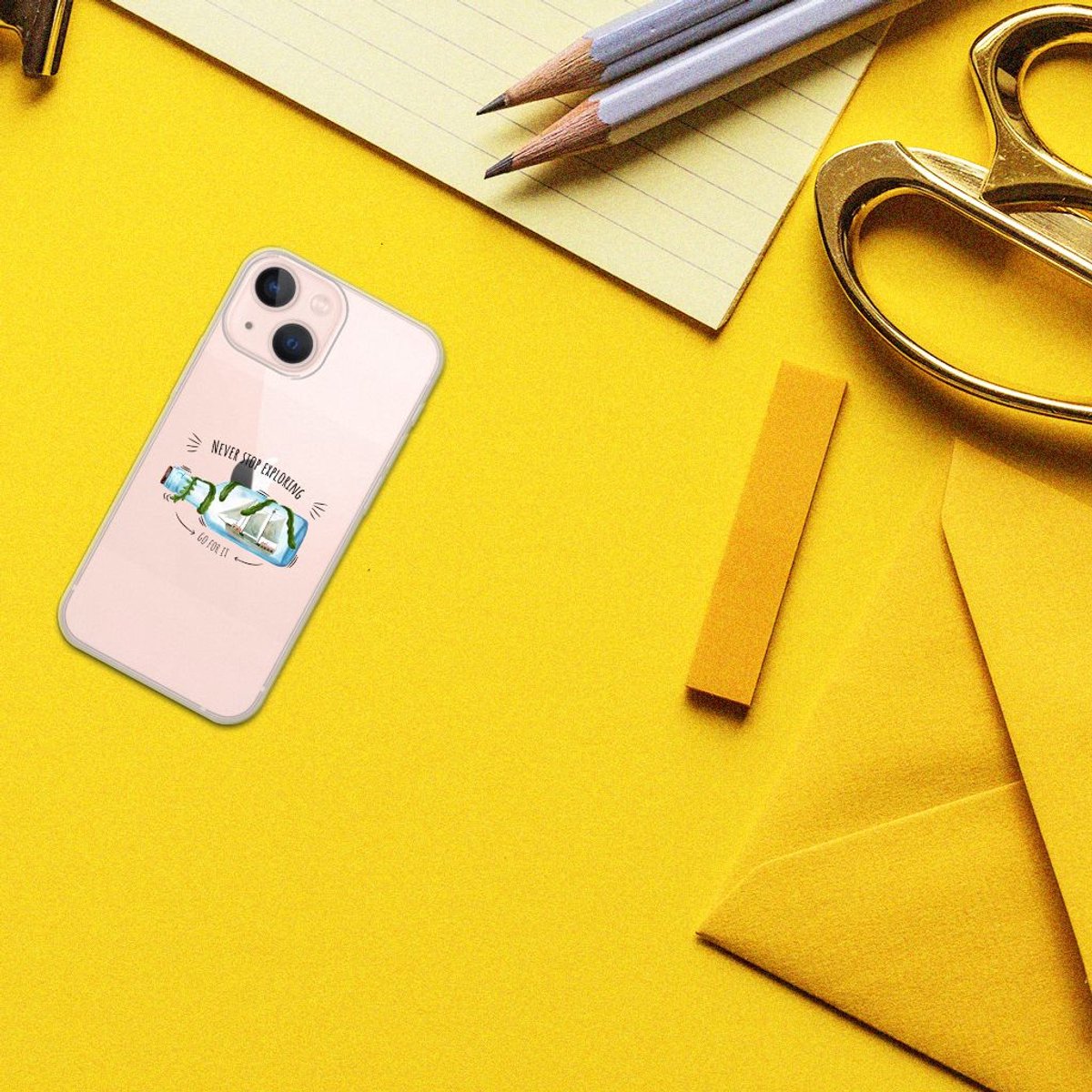 iPhone 13 mini Telefoonhoesje met Naam Boho Bottle