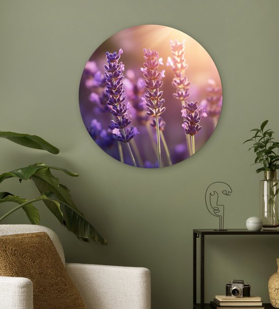 WallCircle® Wandcirkel 60x60 cm - Muurcirkel Lavendelbloemen - Paars - Zonlicht - Muurdecoratie woonkamer - Wanddecoratie slaapkamer - Kamer decoratie accessoires - Ronde schilderijen