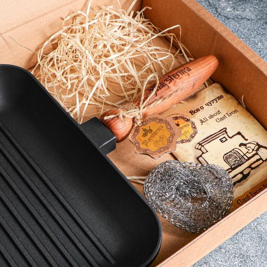 MAYSTERNYA Grillpan Gietijzer - 28 x 28 x 4 cm - Geschikt Voor Inductie - Steakpan - Grillen - Bakken - BBQ Accessoires - Grillplaat - Barbecue - Gietijzer - Pannenset - Barbecue Cadeau - Cadeau - Cadeaupakket - Mat Zwart