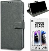 Casemania Hoesje Geschikt voor Apple iPhone 15 Grijs & Volledig Dekkend Screenprotector- Portemonnee Book Case - Kaarthouder & Magneetlipje