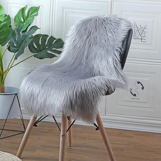 Tapijt van imitatiebont, imitatie-lamsvacht, voor stoelen ​ slaapkamer woonkamer (grijs, 50 x 80 cm)