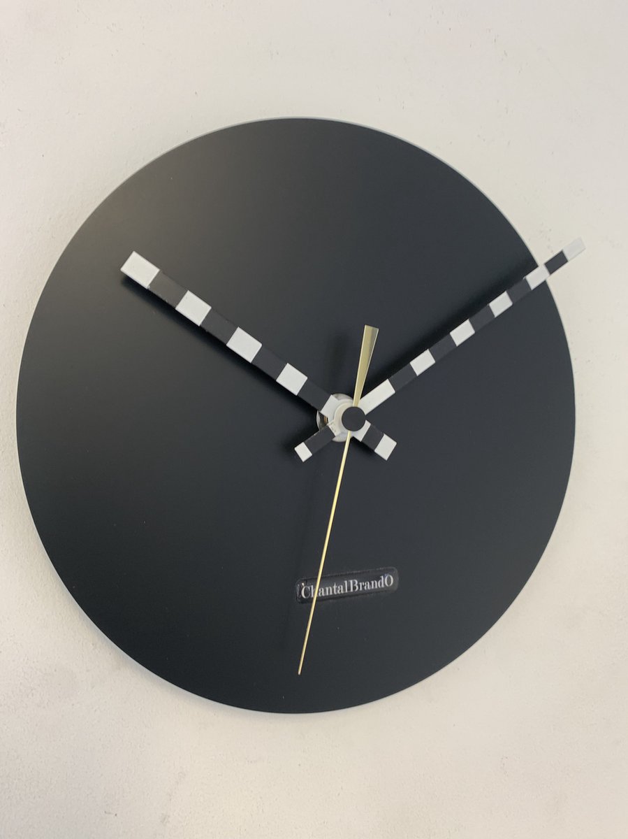 Wandklok CHANTALBRANDO -- ARGOS 24 BLACK - ZWART -- MODERN DESIGN -- MADE IN HOLLAND