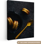 Canvas schilderij - Foto op canvas - Woonkamer decoratie - Macarons - Lepel - Goud - Zwart - Stilleven - 90x120 cm
