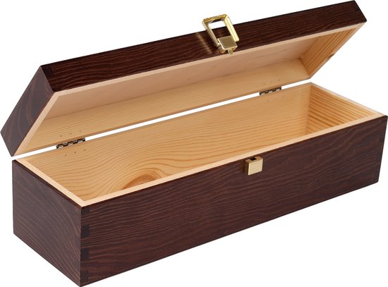 Open bruine houten kist met naturel houten binnenkant en gouden sluiting.