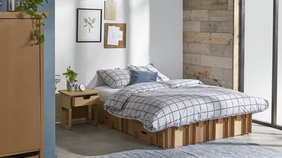 Kartonnen Boog Bed - Matras: 180 x 200 cm (200x186x30 cm bed: 186 x 195cm) - Kartonnen meubels - Bedbodem - KarTent