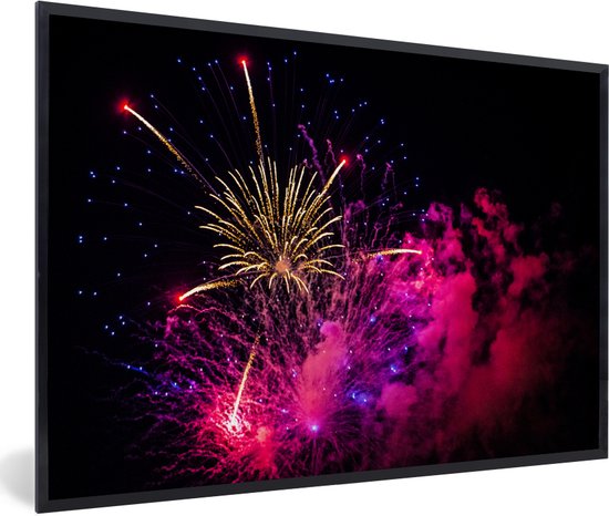 Photo en cadre - Fireworks shoot in the air cadre photo noir sans passe-partout 60x40 cm - Poster en cadre (Décoration murale salon / chambre)