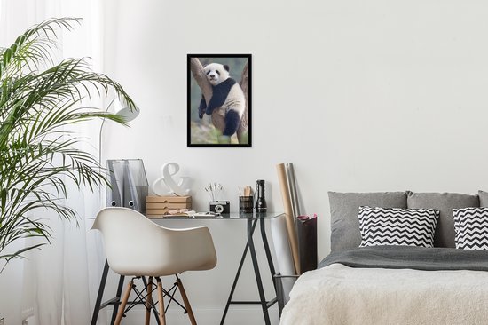 Jeune panda dort dans un arbre 20x30 cm - petit