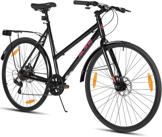 Zwarte HILAND damesfiets met bagagedrager en oranje reflectoren op de wielen.