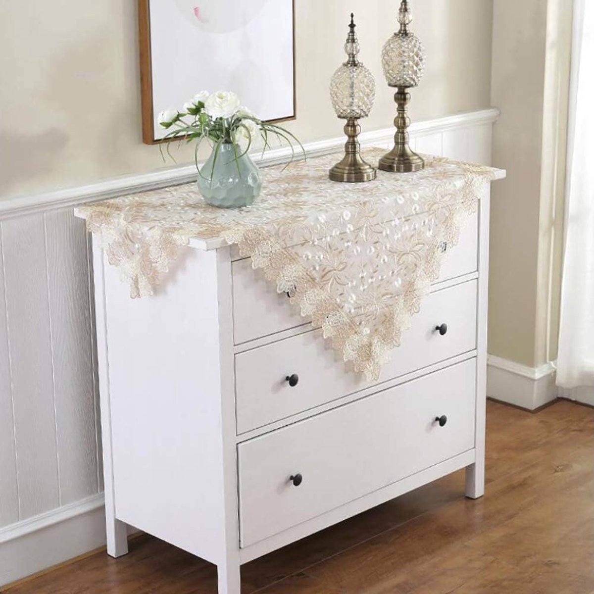 Tafelkleed - Decoratief kleed - Tafel decoreren - Kant en bloemen - 150x210 cm - A