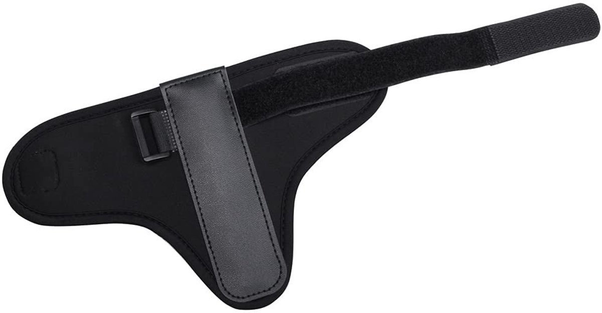 Dailygoods - Innovra - Golf Swing Trainer Arm Band voor Verbetering van je Swing