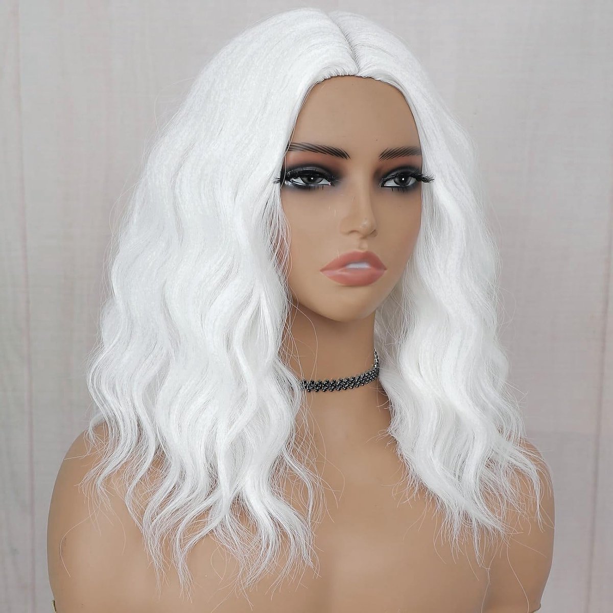 Korte Krullende Bob Peruc k voor Vrouwen met Midden Scheiding - Ideaal voor Halloween en Cosplay, Hittebestendig Synthetisch Haar