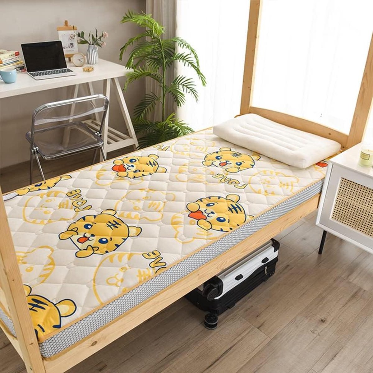 Japanse Futon Matras - Slaapmat Oprolbaar - Kamperen en Reizen - Huidvriendelijk Polyester - 150x200cm - Tiger