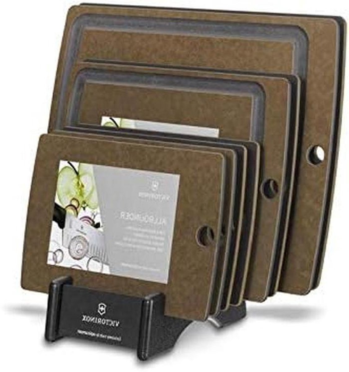 EXPOSITOR CON TABLAS DE CORTAR