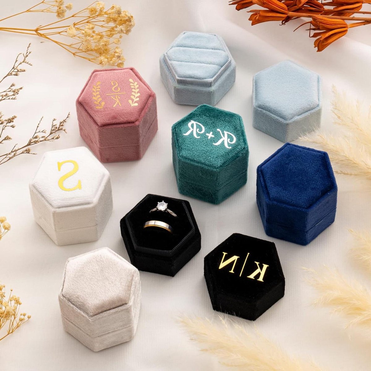Ringendoosje Velvet Zeshoek - Verlovingsdoosje Juwelendoosje - Huwelijksaanzoek Presenteren - Dubbele Ring Sleuf - 4.7x5.2x5.2cm - Wit