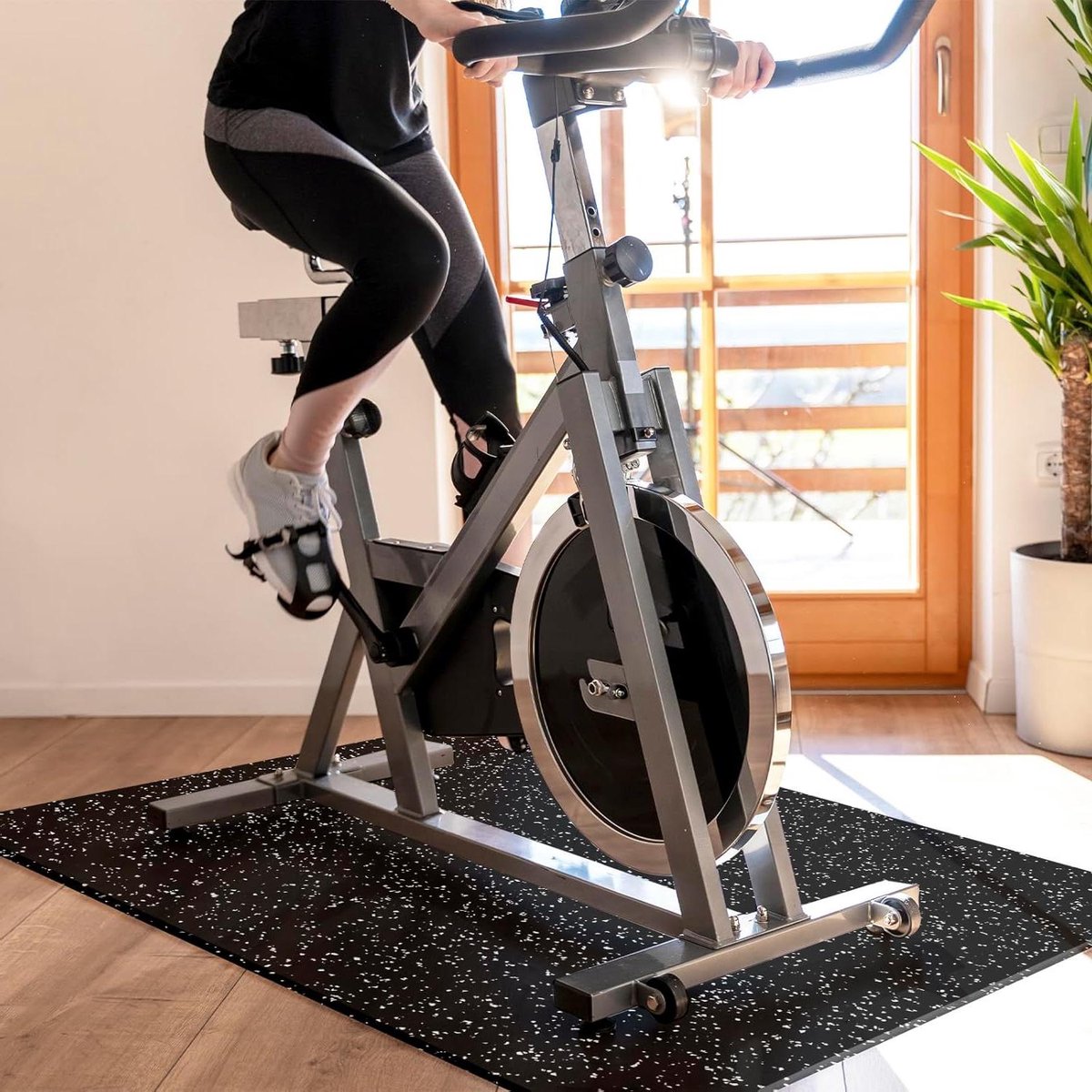 Vloerbeschermingsmat Fitnessapparatuur - Onderlegmat Trainingsmat - Vloer Beschermen - Schok- en Geluidsdempend - 100 x 1000 cm - Wit-Zwart