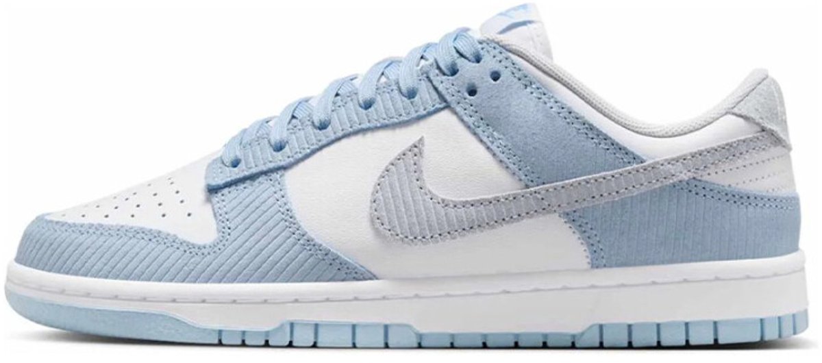 Nike Dunk Low W Corduroy Dames Sneakers Schoenen FN7167-400 Wit