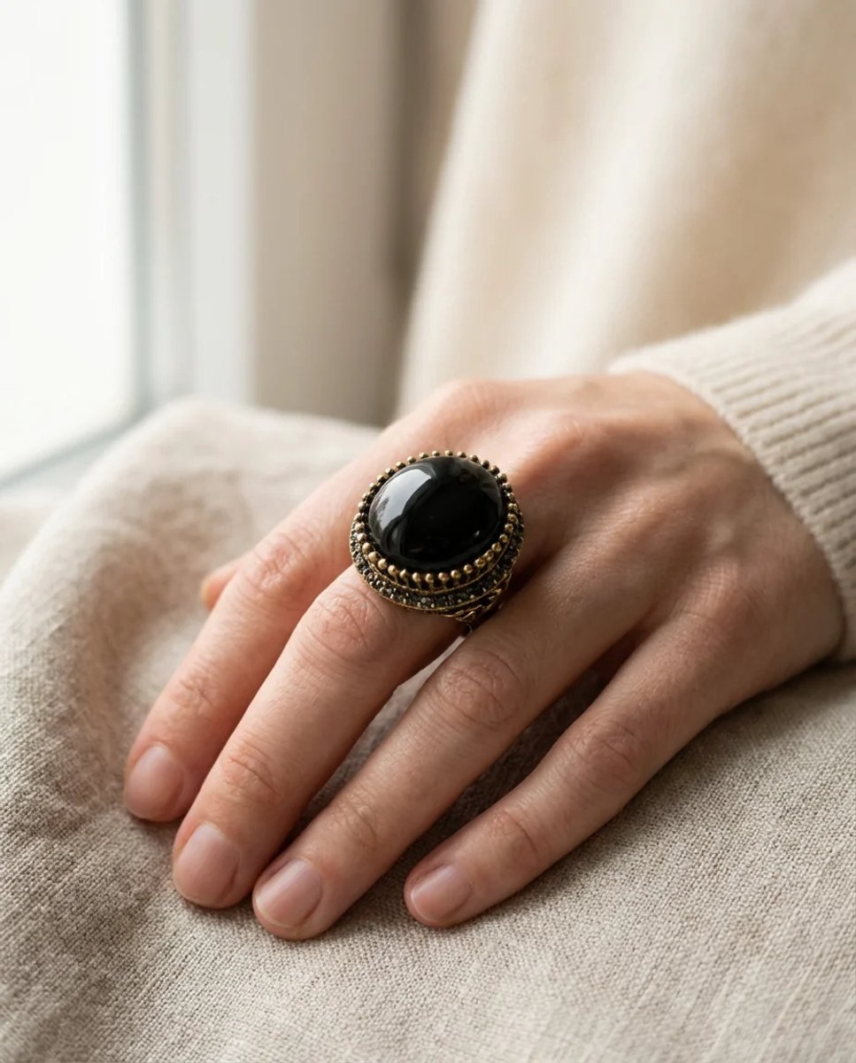 Dorvina Bronzen Sieraad Authentiek Zwart Kristallen Steen Rond Kesim Topaz Model Vintage Dames Ring