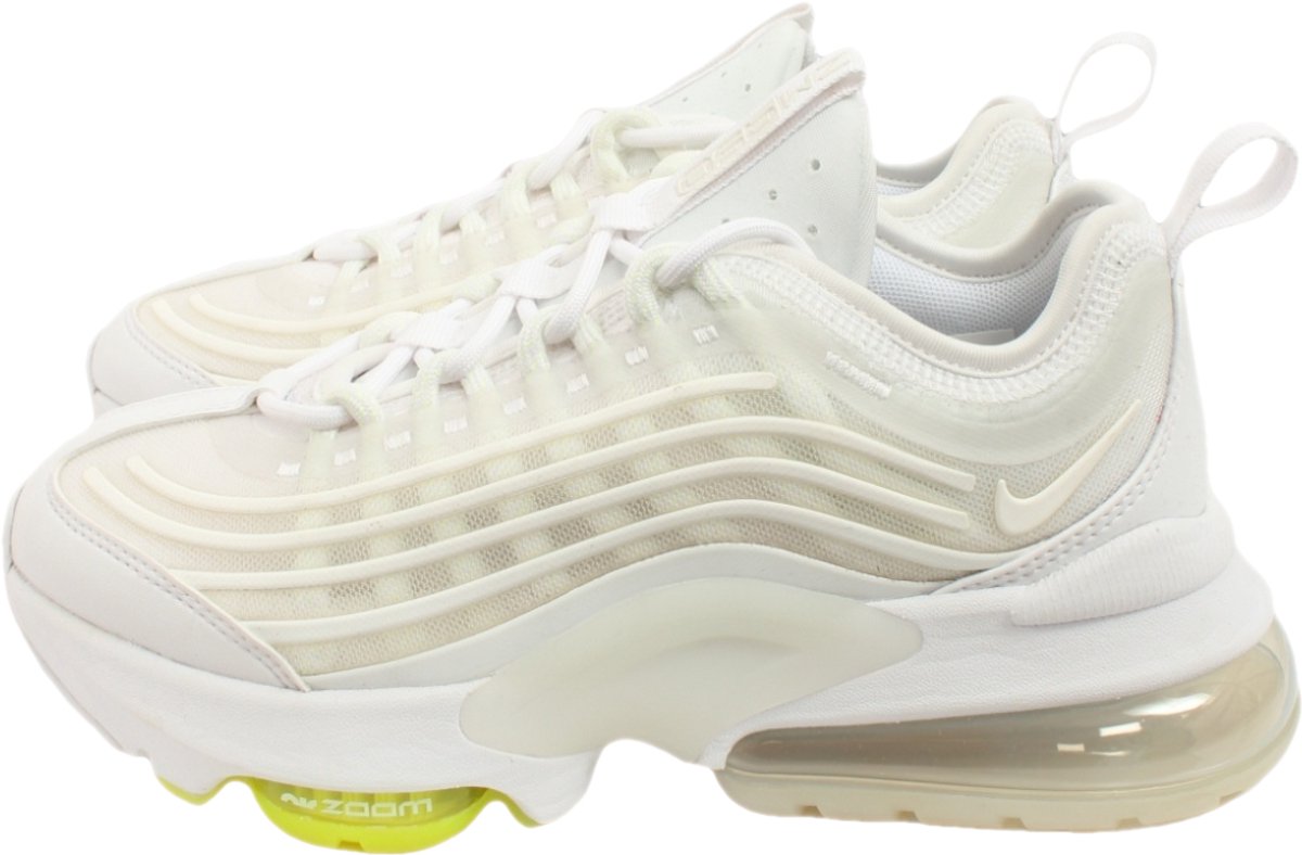 Nike sneakers maat 355