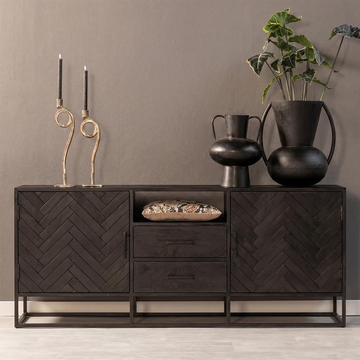 Mangohouten Dressoir Toronto Black 180 cm Mahom Industrieel - Dressoir van Mangohout & Metaal - Industriële Dressoir