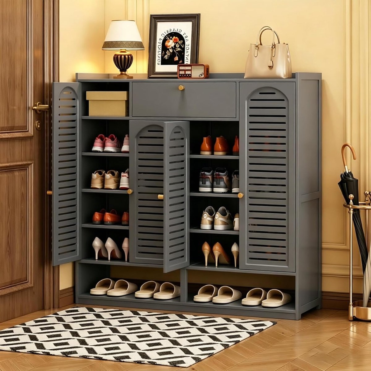 Schoenenkast met Rolluikdeur – Bamboe Schoenenrek met 7 Niveaus voor 30 Paar Schoenen – Vrijstaande Schoenenopberger met Verstelbare Planken – Smalle Schoenenkast voor Hal, Entree en Woonkamer – Grijs – 104 x 35 x 103 cm – House&Garden Nordic Bamboo