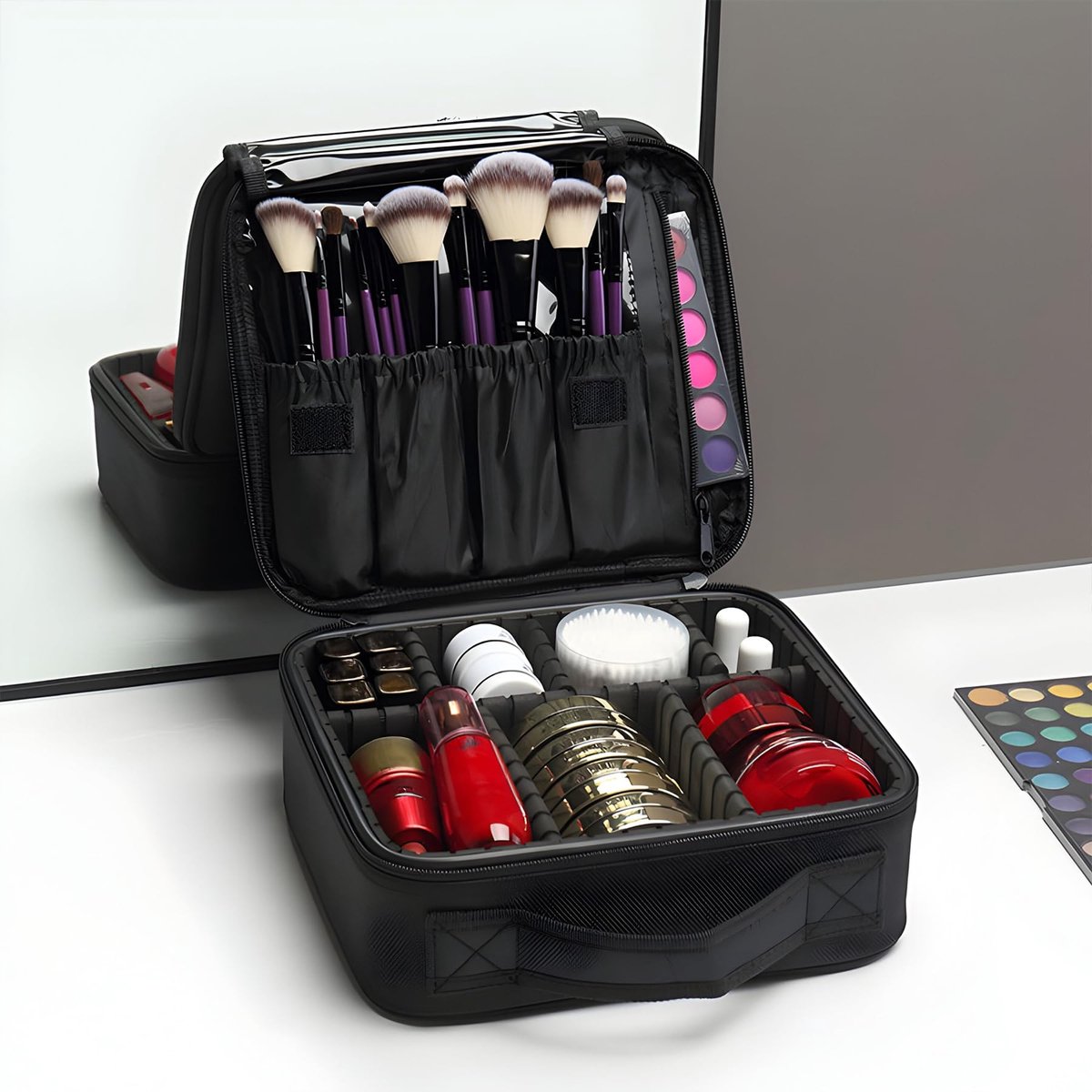 Dailygoods- Make-uptas Draagbaar - Organizer met Vakken - Toilettas - Cosmetica Organizer - Zwart - Multifunctionele Scheidingswand - Cosmetic Organizer
